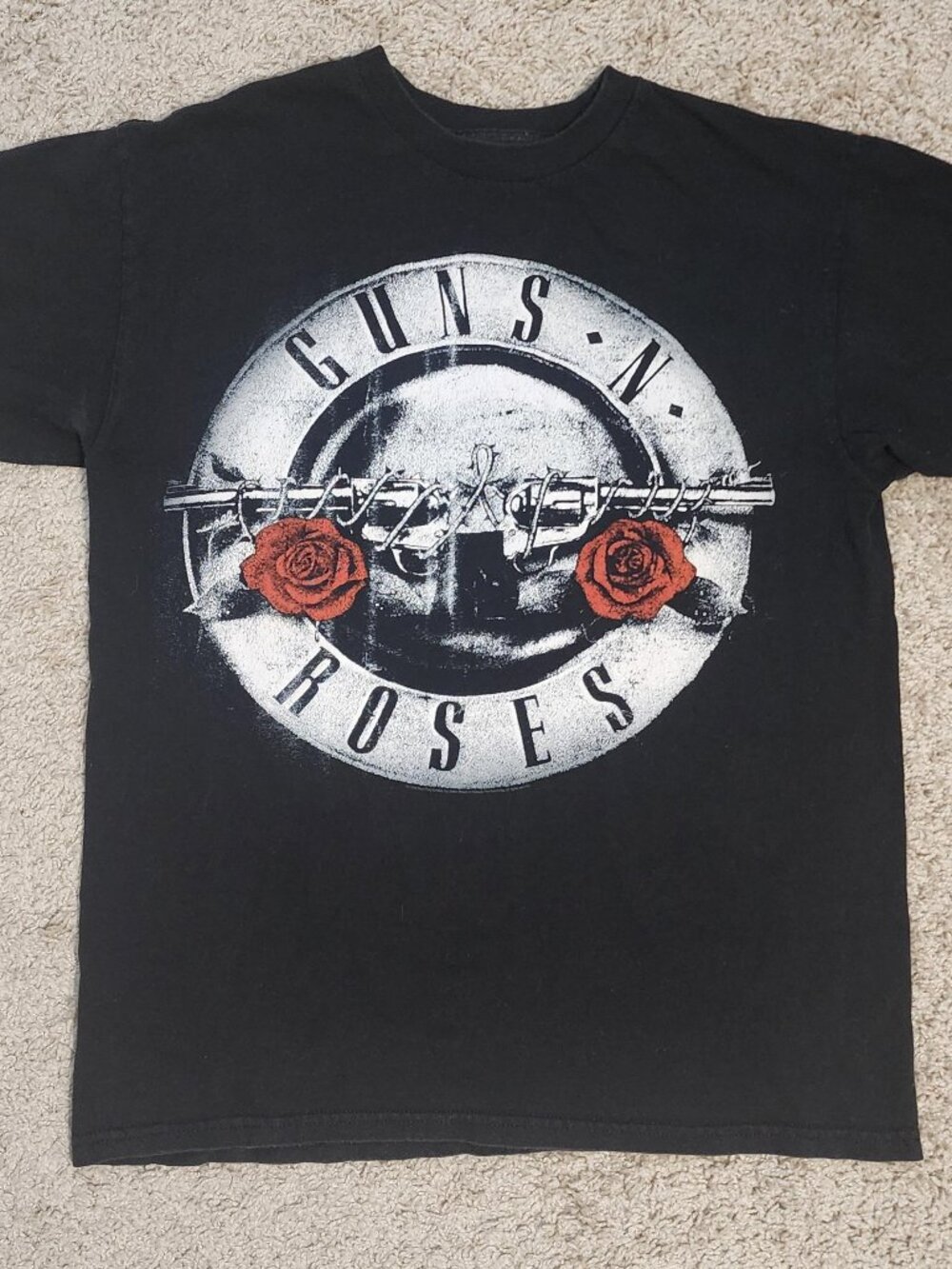 Guns N' Roses - Not In This Lifetime Tour - T-Shirt - Bullet Logo - Size Medium